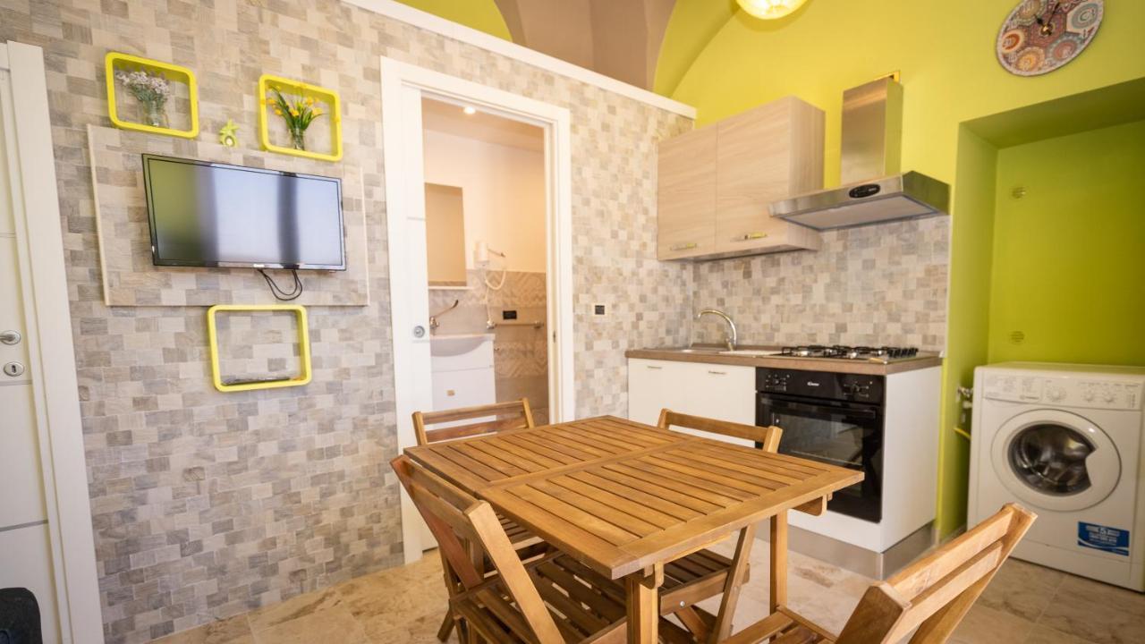Bed and Breakfast Green House Монополи Экстерьер фото