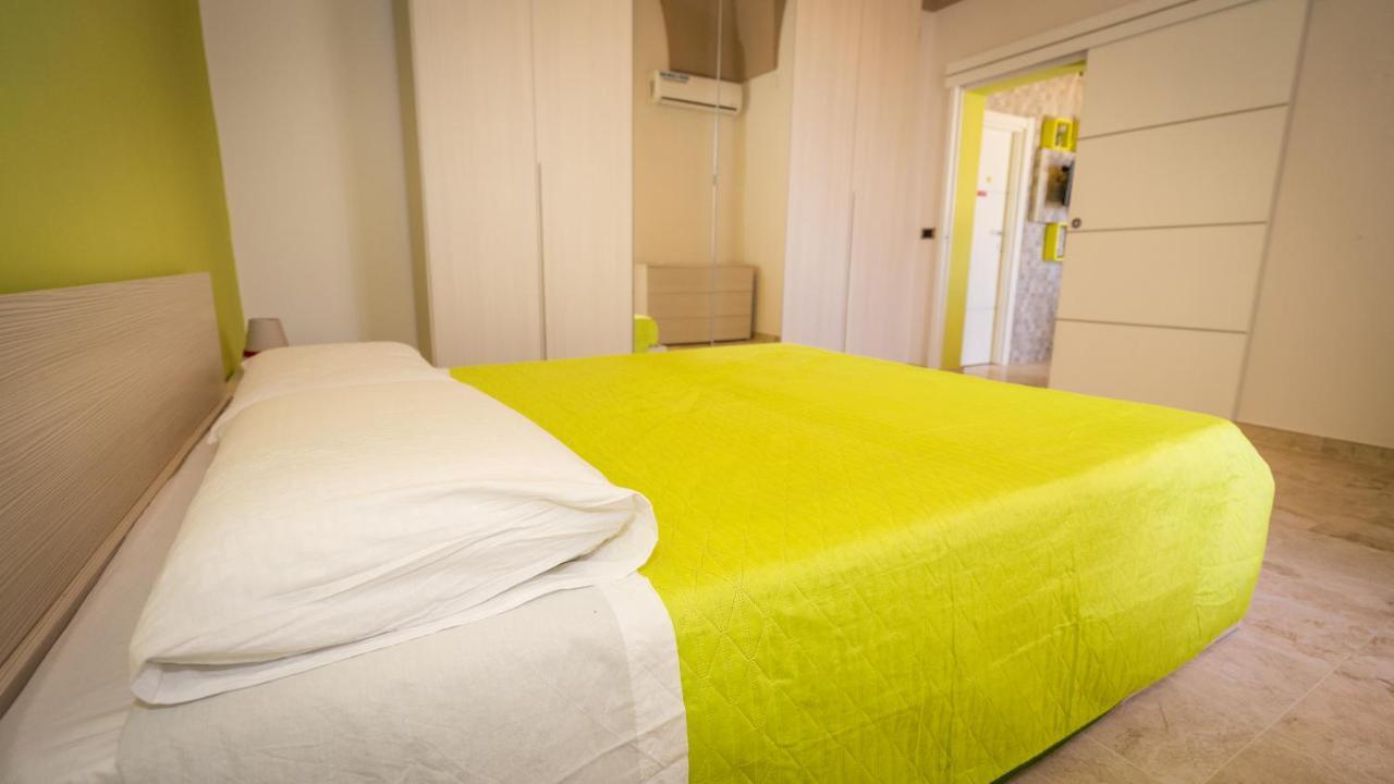 Bed and Breakfast Green House Монополи Экстерьер фото