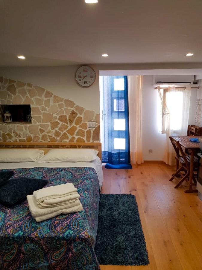 Bed and Breakfast Green House Монополи Экстерьер фото